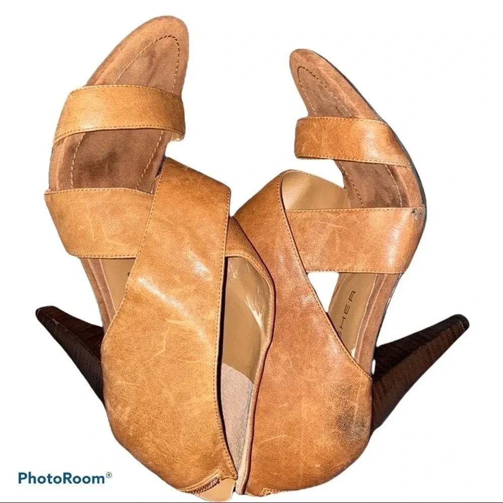 MARC FISHER Tan Leather Strappy sandals heels Sz 9.5